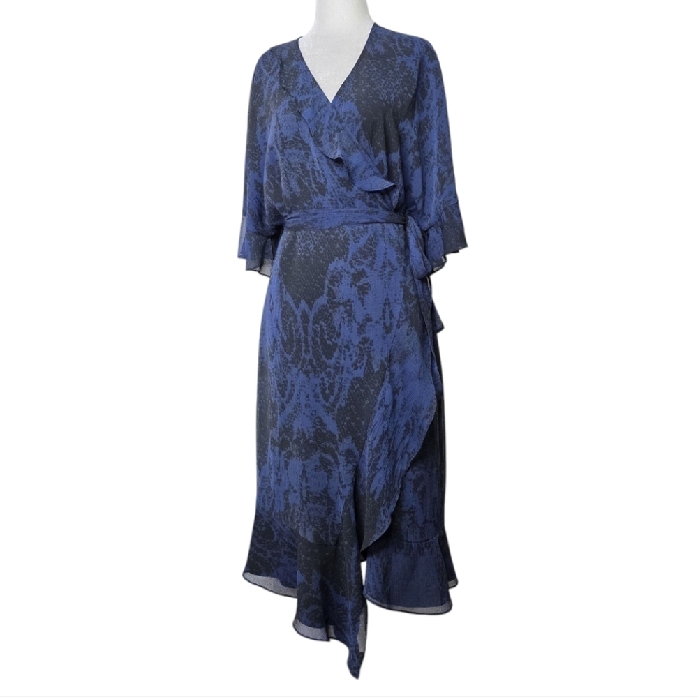 Iris Setlakwe  abstract print Wrap flowy Midi dress